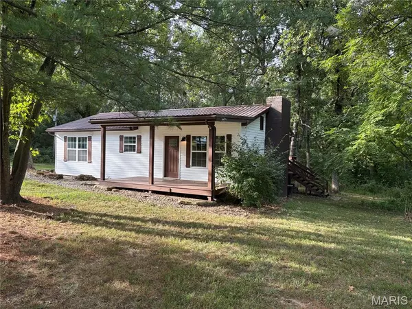 De Soto, MO 63020,13602 E Sunrise Lake DR