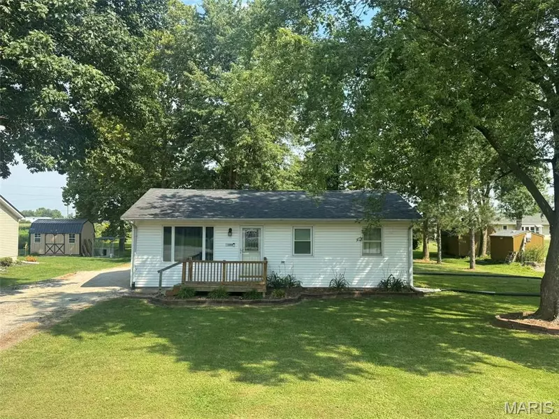 1004 Park ST, Monroe City, MO 63456