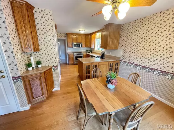 Unincorporated, MO 63128,4711 Arevalo DR
