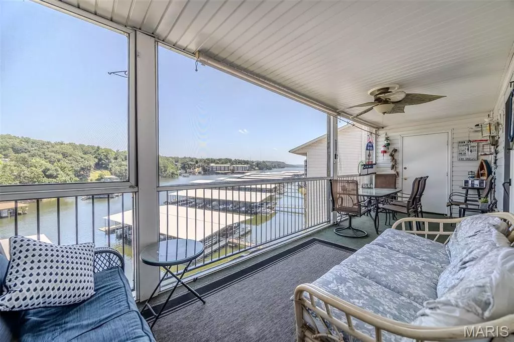 Lake Ozark, MO 65049,40 Lighthouse #3-304