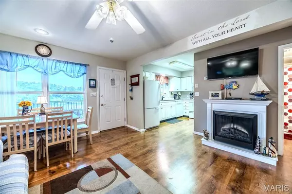 Lake Ozark, MO 65049,40 Lighthouse #3-304