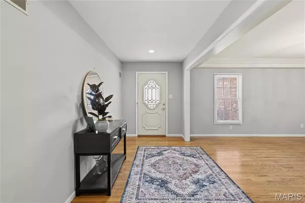 St Charles, MO 63301,8 Boenker CT