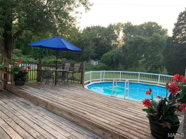 Arnold, MO 63010,1009 Loretta DR