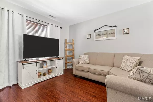 Lake St Louis, MO 63367,1111 Ridgeway DR