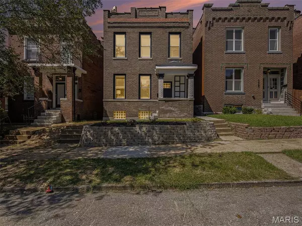 3467 Giles AVE, St Louis, MO 63116
