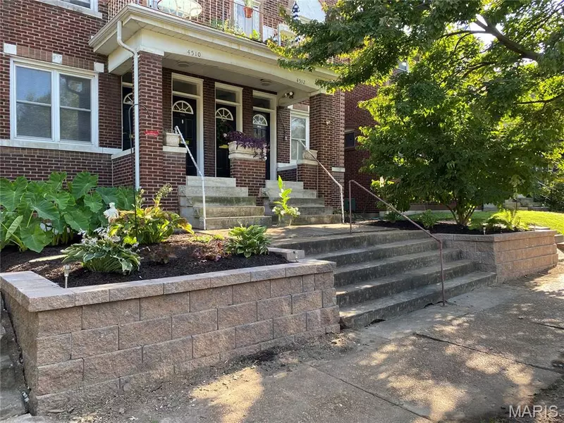 4510 Cleveland AVE, St Louis, MO 63110