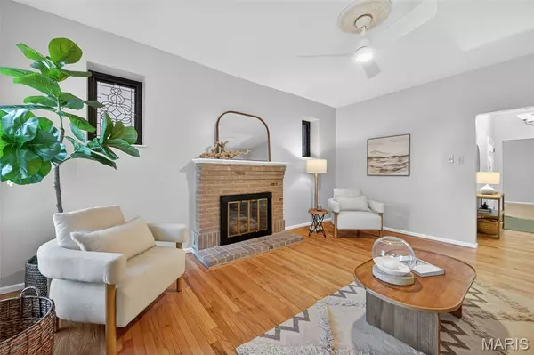 5559 Pershing AVE #1F, St Louis, MO 63112