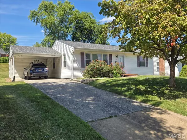 St Charles, MO 63301,1807 W Clark ST