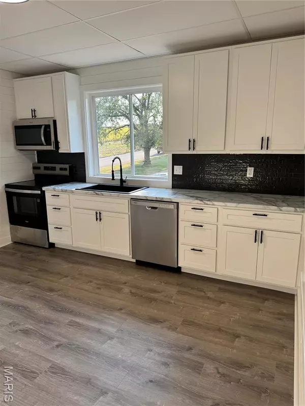 Ste Genevieve, MO 63670,1099 Maple Dr