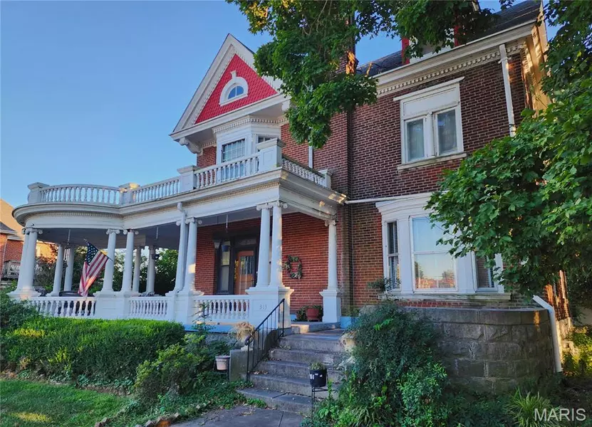 313 Themis ST, Cape Girardeau, MO 63701