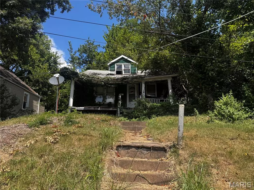 Jennings, MO 63136,2413 Switzer AVE