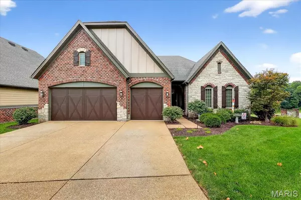 788 Village View CIR, St Albans, MO 63073