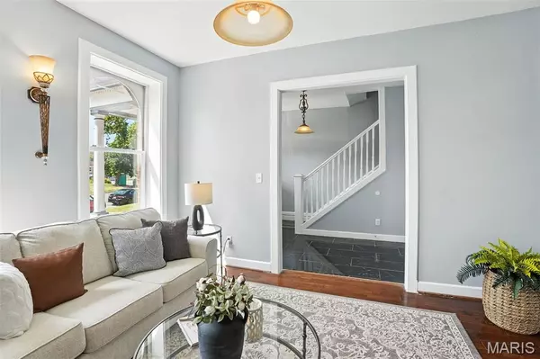 St Louis, MO 63113,4925 Fountain AVE