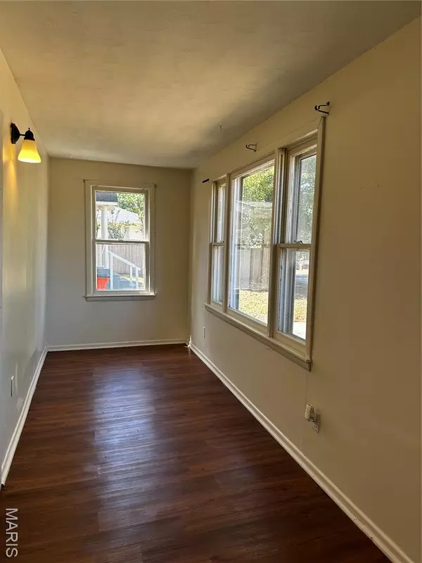 Puxico, MO 63960,352 N Bedford Street