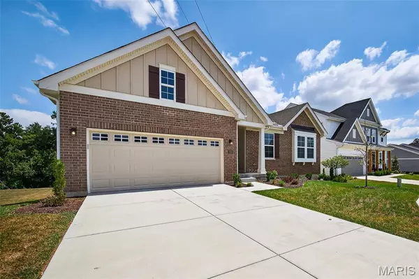 Affton, MO 63123,7412 Snowy Owl CT