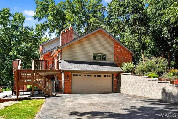 Fairview Heights, IL 62208,1519 Laketop DR