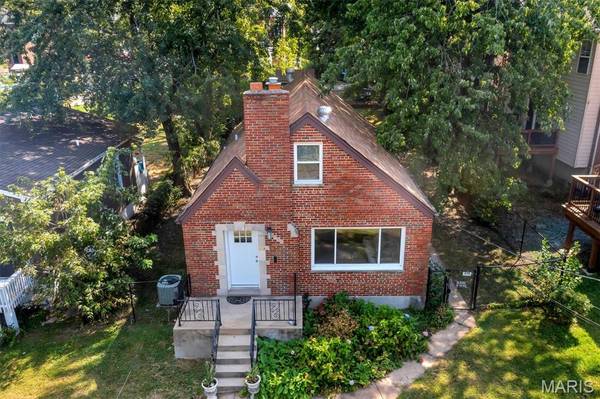 6750 Plateau AVE, St Louis, MO 63139