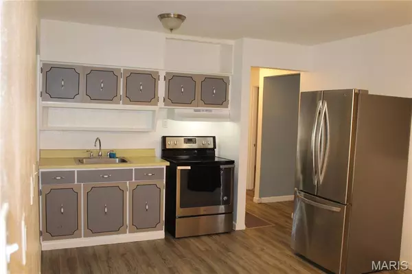 St Ann, MO 63074,10762 Saint Dismas CT