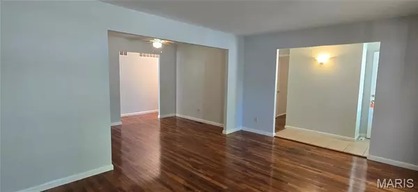 Unincorporated, MO 63033,4354 Metarus DR