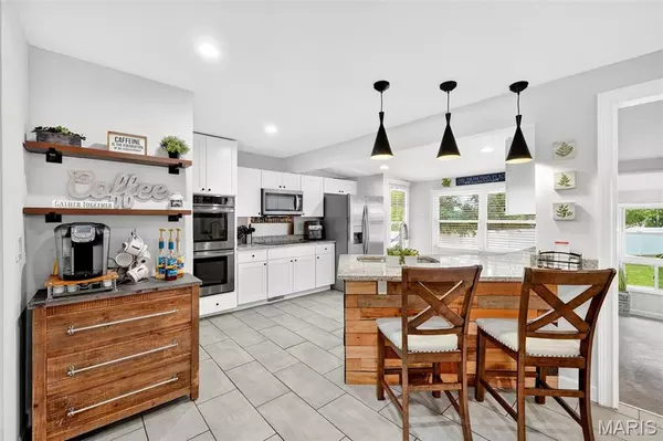 Ballwin, MO 63021,220 Newton PL