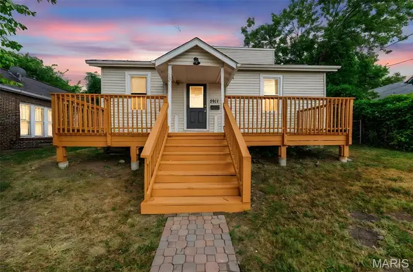 2911 Brazeau AVE, Brentwood, MO 63144