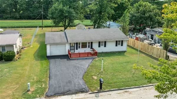 New Athens, IL 62264,16 Sandridge DR