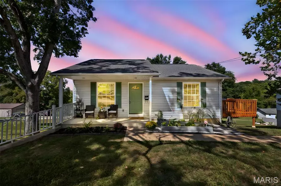 500 E Stone ST, De Soto, MO 63020