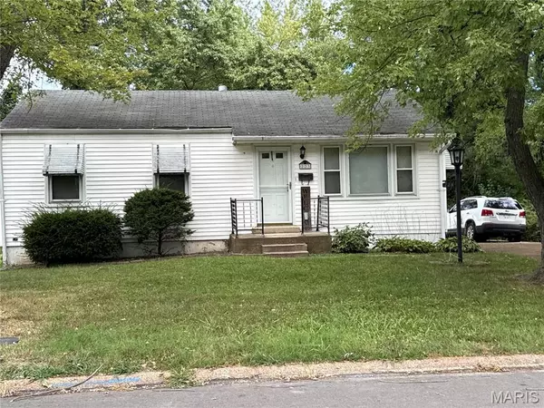 223 Wiegel DR, Ferguson, MO 63135