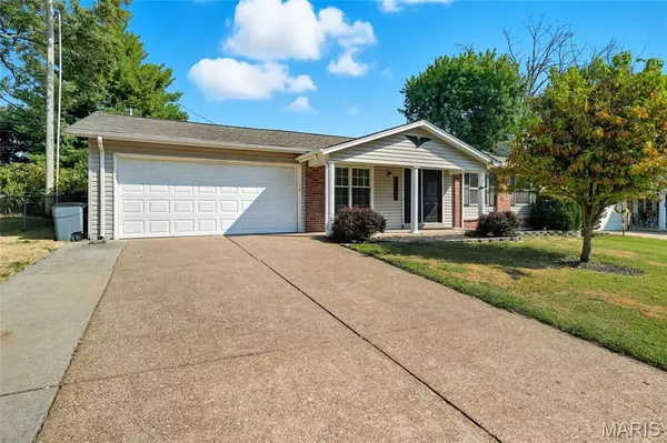 Maryland Heights, MO 63043,12759 Foxhound DR
