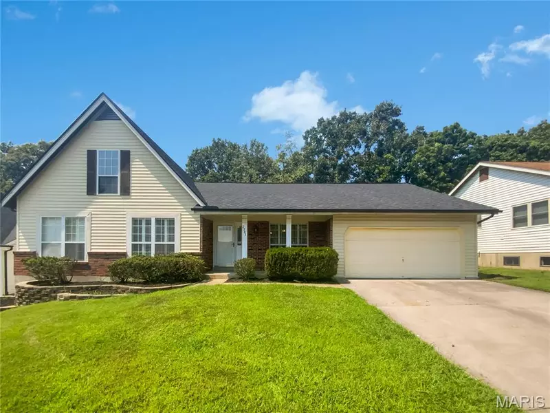 2381 Gross Point LN, Wildwood, MO 63011