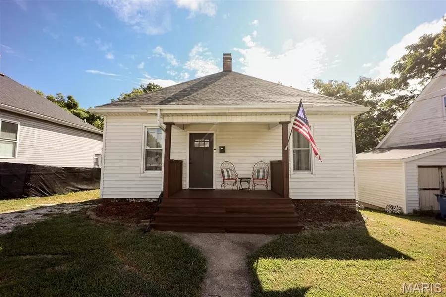 336 N Aurora ST, Collinsville, IL 62234