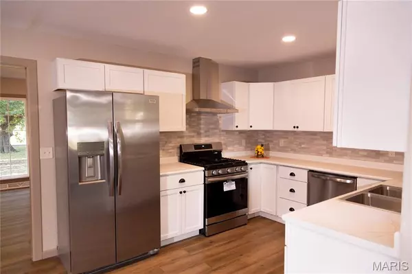 Advance, MO 63730,1002 W Old Highway C