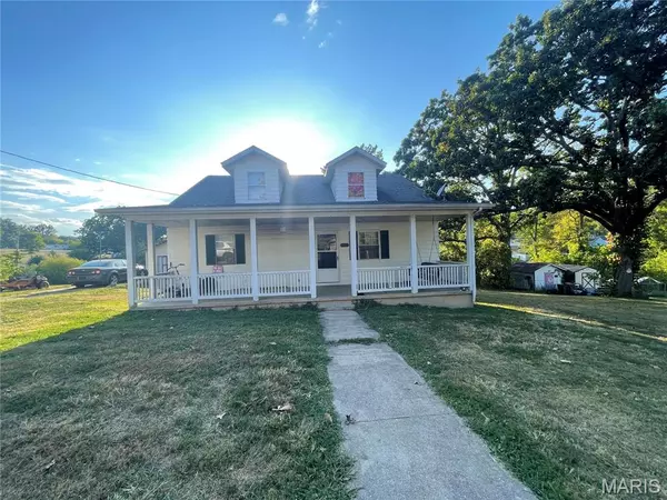 701 S Elmer ST, Salem, MO 65560