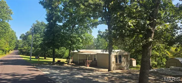 2522 Pfinister School RD, De Soto, MO 63020