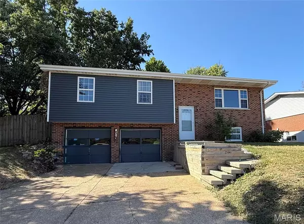 St Louis, MO 63126,11000 Torigney DR