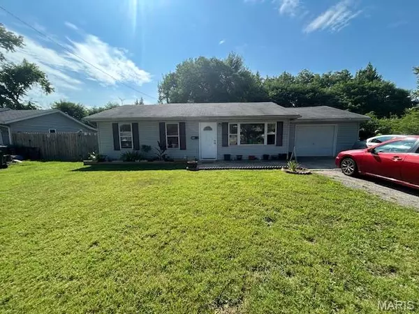 1764 Parklane DR, Cahokia, IL 62206