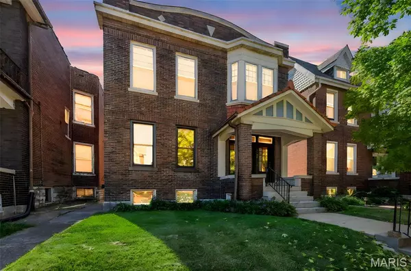 3202-3204 Halliday AVE, St Louis, MO 63118