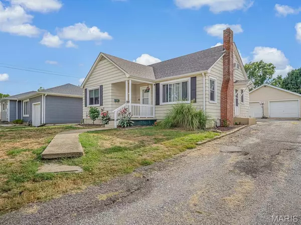 Columbia, IL 62236,817 N Briegel