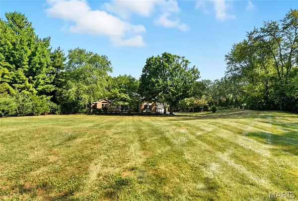 Town And Country, MO 63131,13112 Thornhill DR