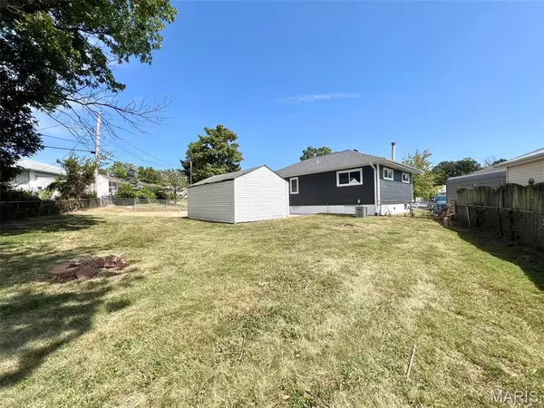 Unincorporated, MO 63125,2727 Kenny DR