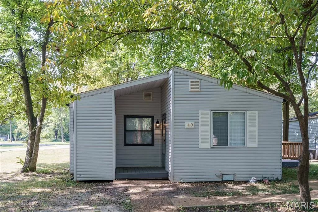 Glen Carbon, IL 62034,40 Lilac ST