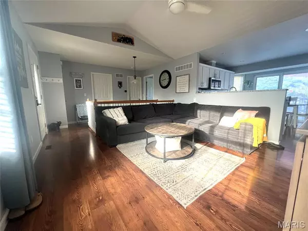 Union, MO 63084,428 Crestview DR