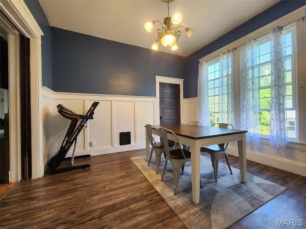 Hannibal, MO 63401,220 N Hayden ST