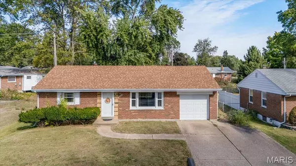 1965 St Catherine ST, Florissant, MO 63033