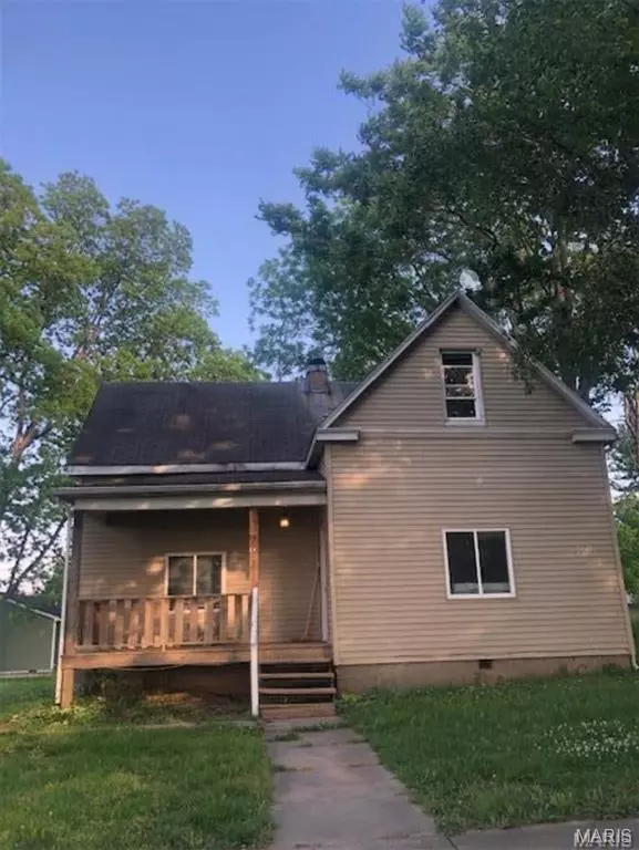 541 S Ellis ST, Cape Girardeau, MO 63703