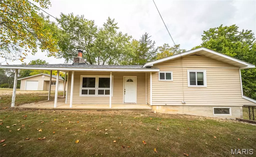 Rolla, MO 65401,11711 County Road 8030