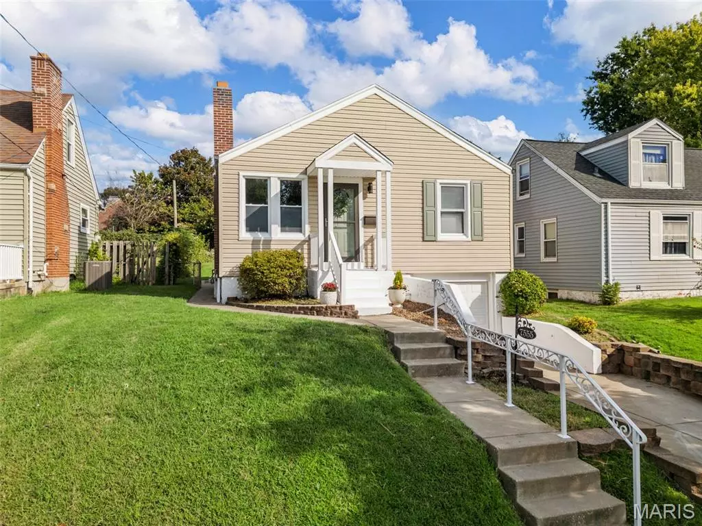 St Louis, MO 63143,7555 Alicia AVE