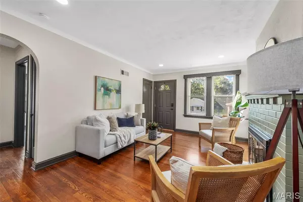 St Louis, MO 63143,7555 Alicia AVE