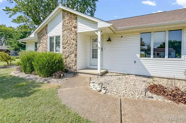 Highland, IL 62249,57 Kay DR