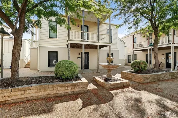 3410 E Lime Kiln #A, St Charles, MO 63301